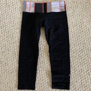 Lululemon wunder under crops size 6